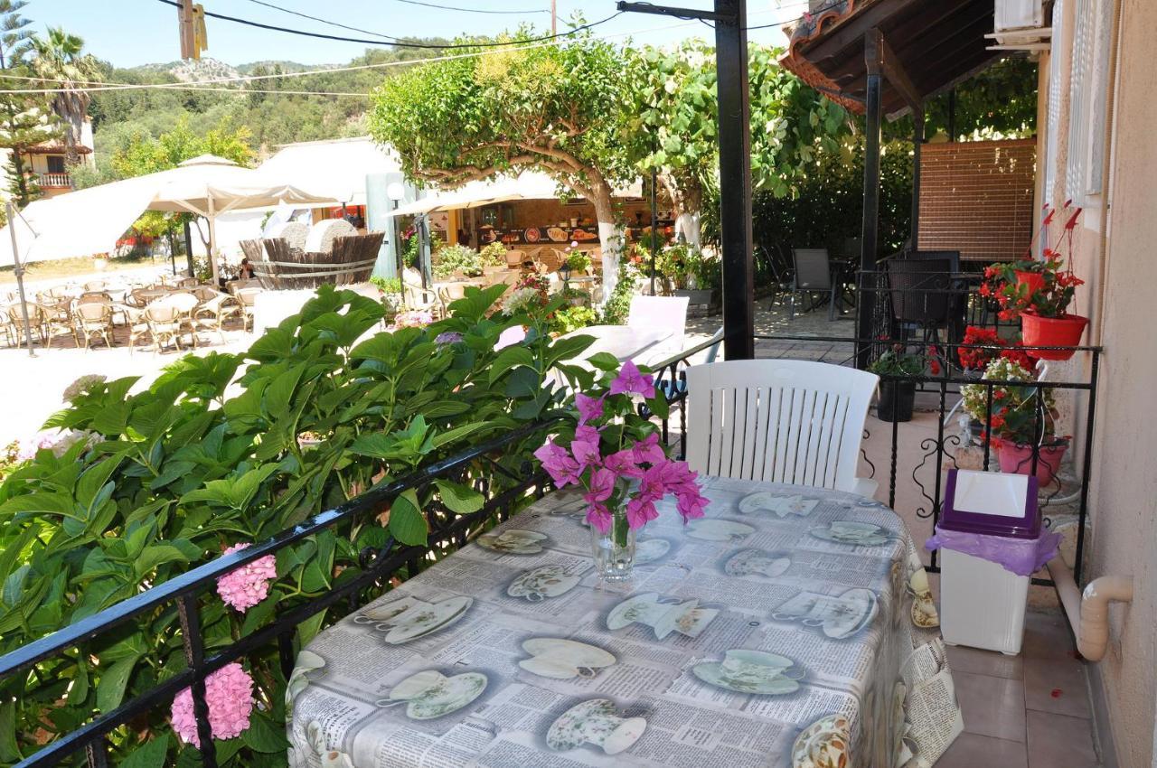 Achilleas Rooms Syvota Exterior photo