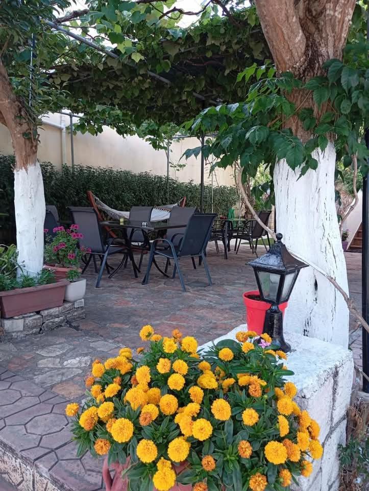 Achilleas Rooms Syvota Exterior photo