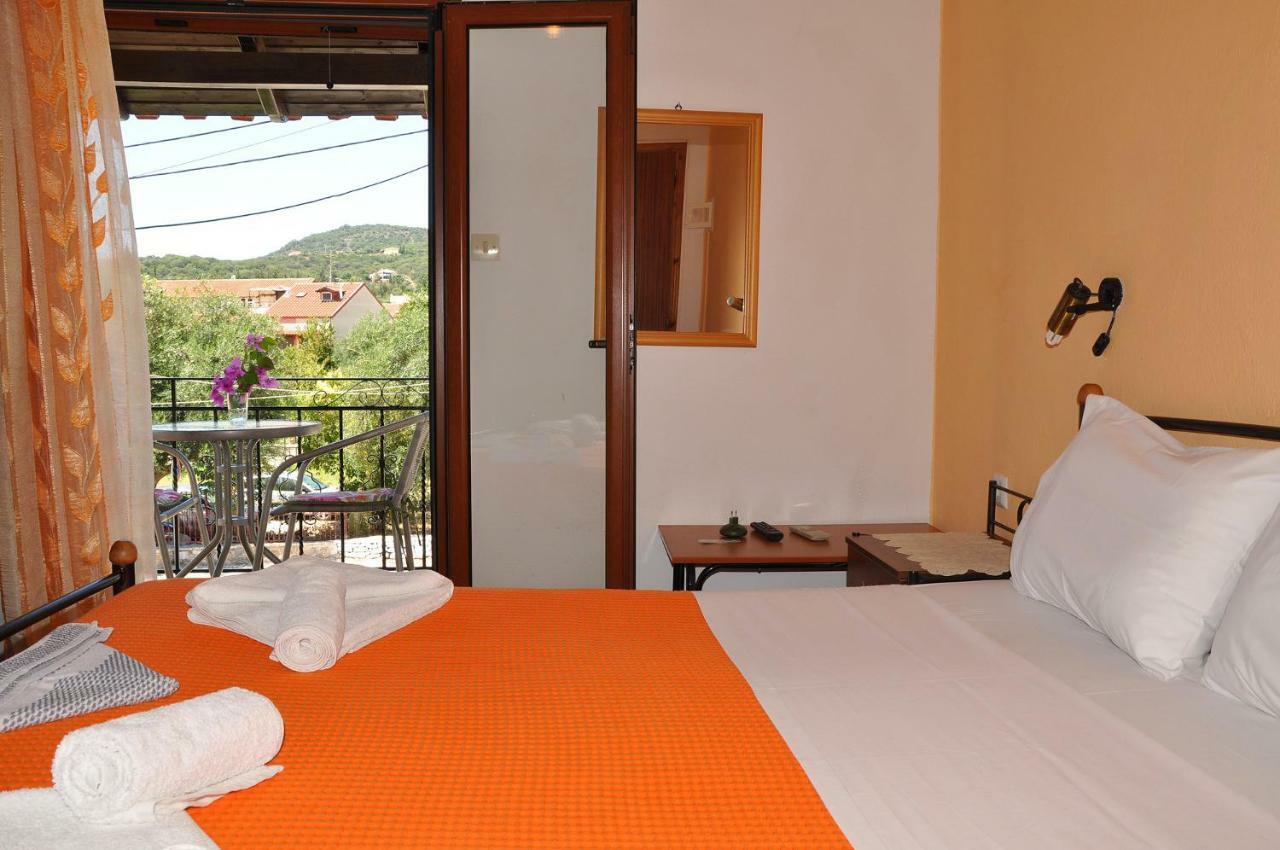 Achilleas Rooms Syvota Exterior photo